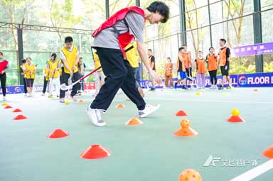 旱地冰球技能PK項目-冰球九宮格團建項目介紹